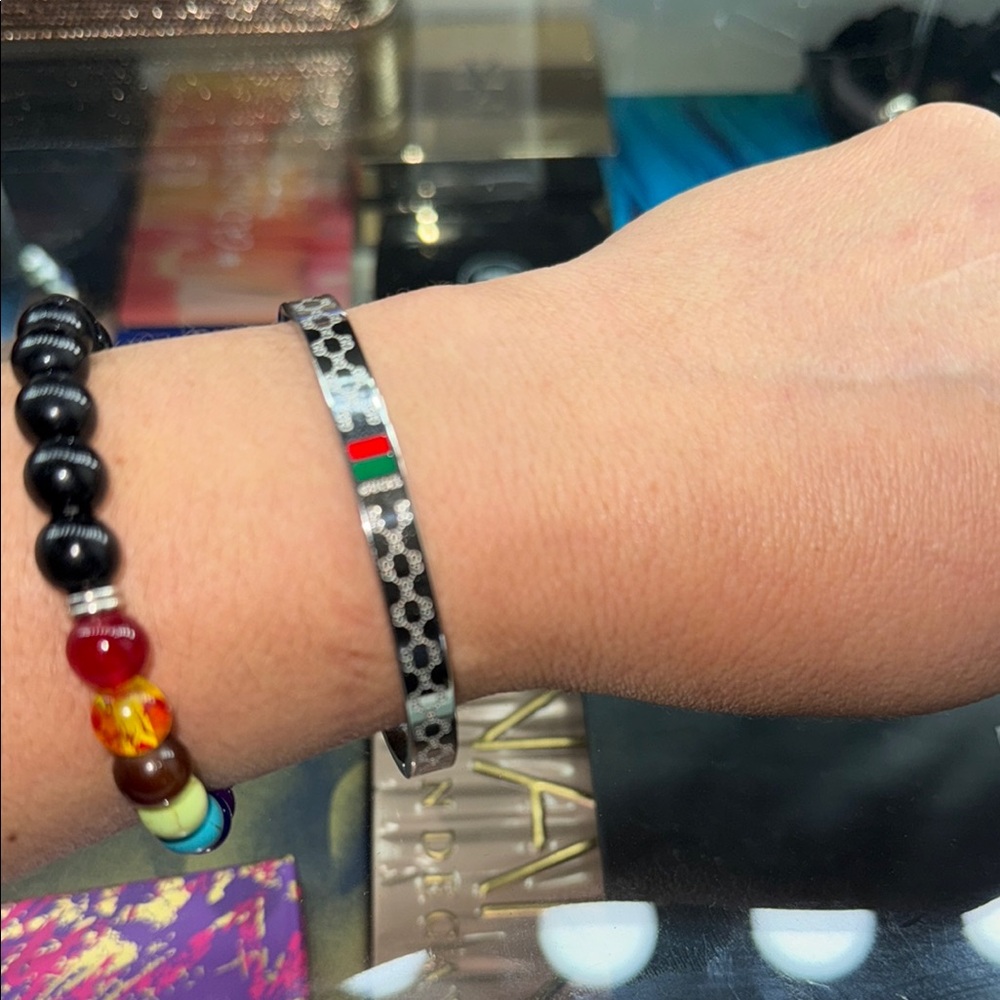 Gucci Silver and Red Bracelet Collection